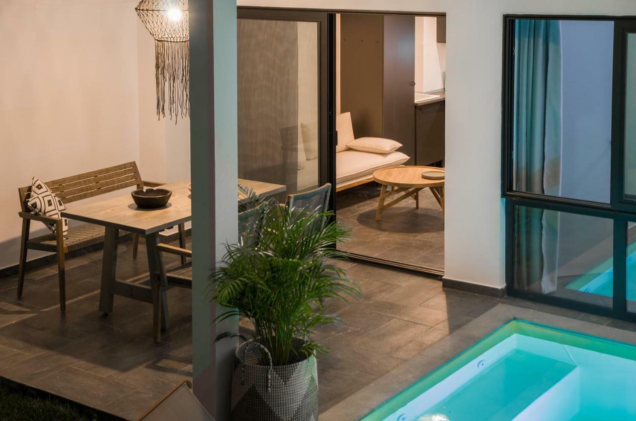 Thea Suites Potidea Nea Poteidaia Exterior foto